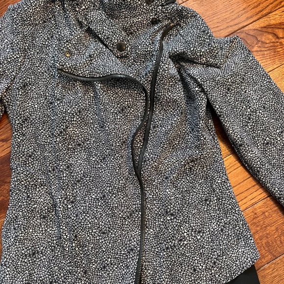 Rare Sz 6 Lululemon Printed Moto Jacket - Picture 3 of 5